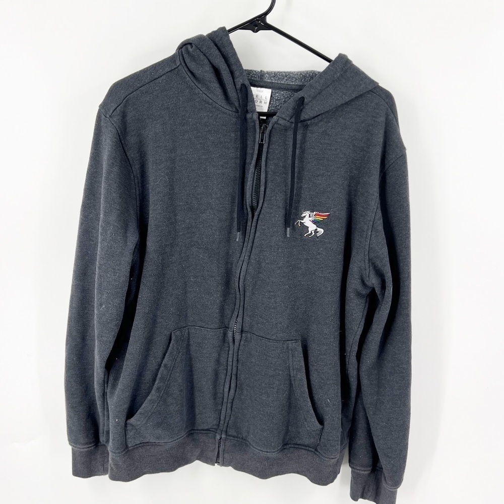 ✅ Well Worn PRIDE Clothing Sweatshirt LOVE Hoodie Gray w/LOVE graphic SIZE LARGE - Picture 2 of 6
